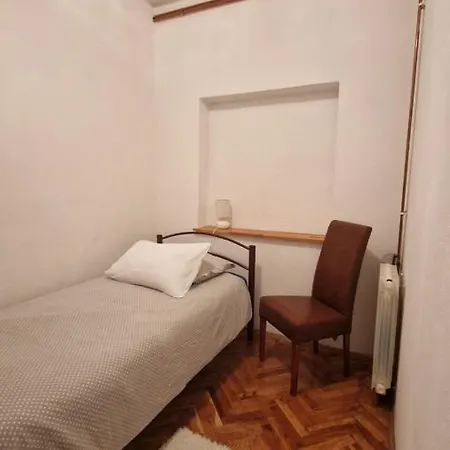 Dobric Apartment Kastel Stafilic